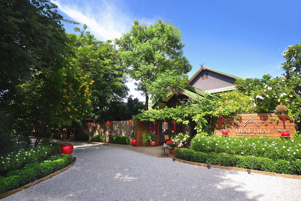 Thai Thai Sukhothai Resort, Singapore