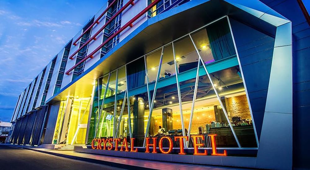 Crystal Hotel Hat Yai, Singapore