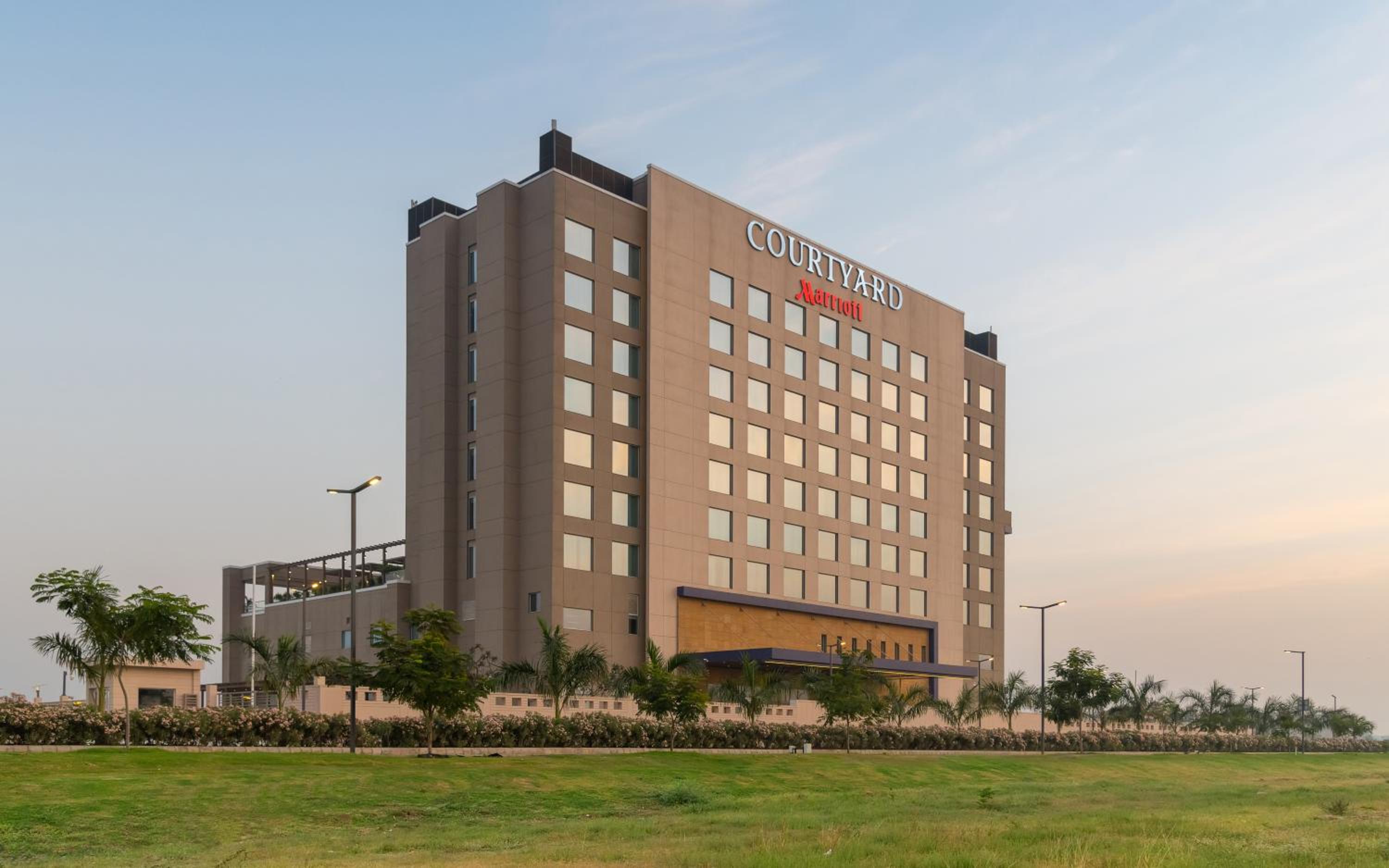 Courtyard by Marriott Surat exterior, 4-Star hotel in Surat