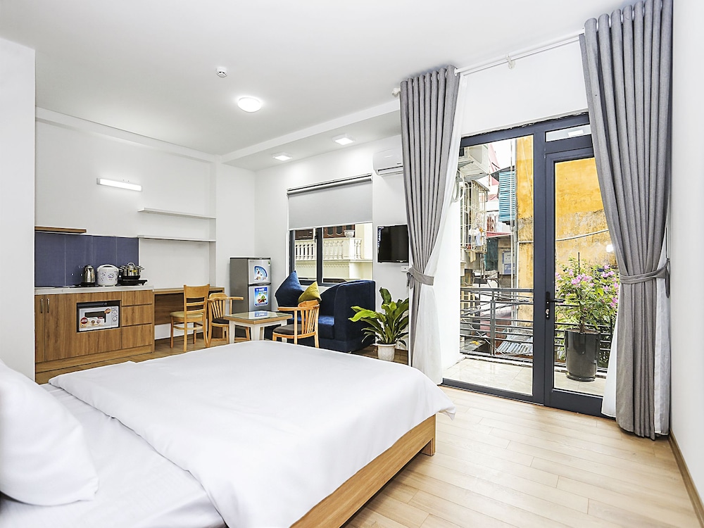 NYT Home Giang Vo, Singapore