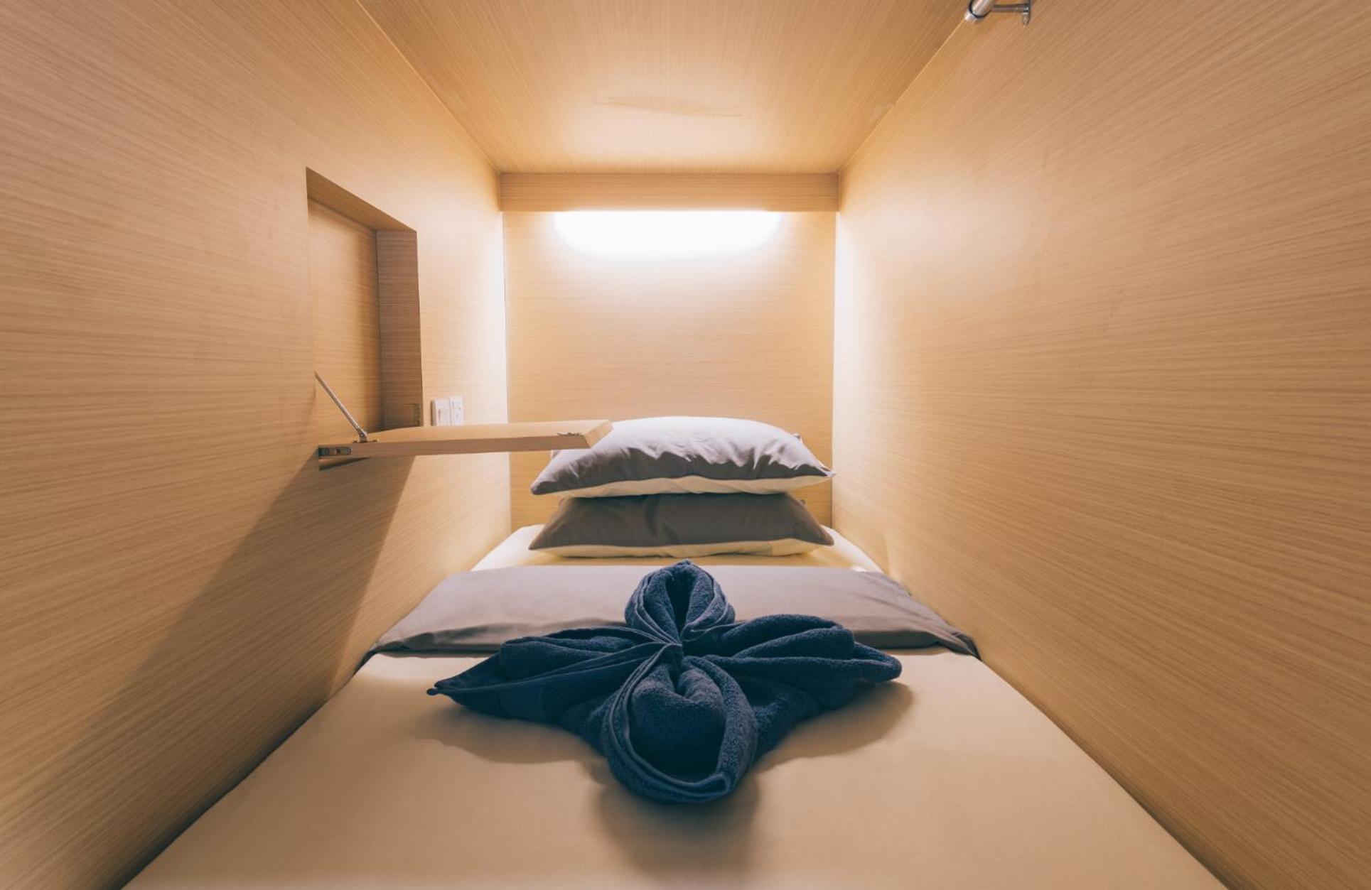 Wanderloft Capsule Hostel, Singapore